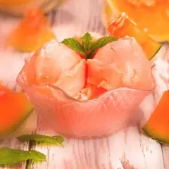 Domowy sorbet z melona: Aksamitny i gładki bez maszynki!