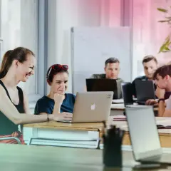  Kurs IT z gwarancją pracy! Sprawdź ofertę kursów programowania z gwarancją zatrudnienia.