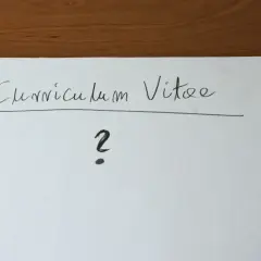 Jak napisać dobre CV bez doświadczenia zawodowego i zdobyć pracę?