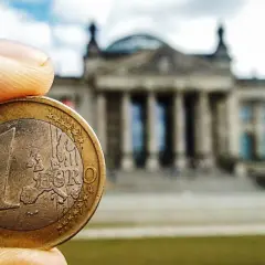 Ile zarabia dekarz w Niemczech? Zaskakujące fakty o wynagrodzeniach