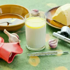 Czy mleko z miodem naprawdę pomaga na kaszel? Sprawdź skuteczność
