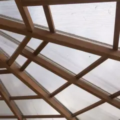 Jaki poliwęglan na dach? Sekrety wyboru i montażu. Nie płać dwa razy!