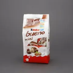 Ile waży Kinder Bueno? Waga, kalorie i warianty!
