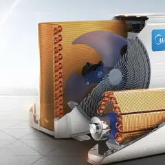 Componentes internos de un aire acondicionado Midea, mostrando el ventilador y los serpentines de cobre. Ideal para el mantenimiento del aire acondicionado.