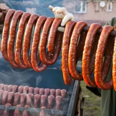 Jak przygotować kiełbasę do wędzenia - uniknij najczęstszych błędów