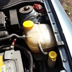 Ile płynu do chłodnicy w Vectra C 1.9? Sprawdź, aby uniknąć awarii