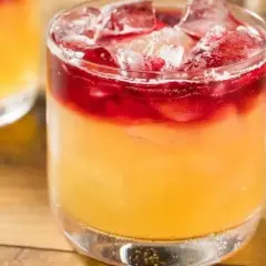 Najlepsze przepisy na drinki z whisky, które musisz spróbować