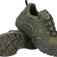 Solidne buty trekkingowe marki Stalco, wodoodporne, idealne na trudny teren.