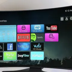 Czy wyłączać telewizor z prądu? Odkryj, co tracisz i zyskujesz