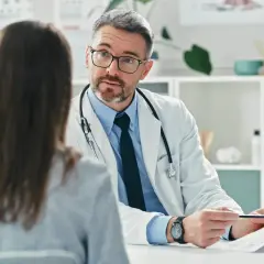 Czy lekarz rodzinny może wystawić skierowanie na biopsję i jak to zrobić?