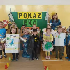 Jak zrobić strój ekologiczny dla dziewczynki - proste i kreatywne pomysły