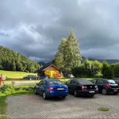 Parking pod Kasprowym Wierchem. Jak dojechać na Kasprowy Wierch z Zakopanego? Tu zaczyna się podróż.