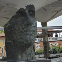 Pietrasanta i Igor Mitoraj: jak małe miasteczko zmieniło sztukę