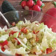 Lekka sałatka do grilla w 10 minut? Oto TOP przepis na hit tego lata