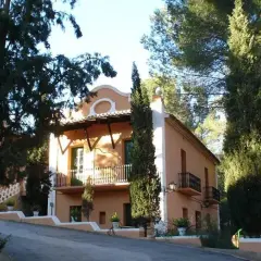 Hotel Balneario Cofrentes: Relájate en un paraíso de bienestar y naturaleza