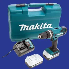 Ensemble d'outils sans fil Makita : perceuse, chargeur, batterie et mallette de transport.