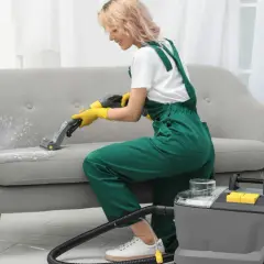 Jak wyczyścić kanapę materiałową i pozbyć się trudnych plam