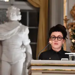 Olga Tokarczuk, laureatka Nagrody Nobla, przemawia. Czy za "Księgi Jakubowe"?