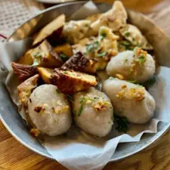 Kuchnia regionalna Białystok: tradycyjne dania i najlepsze restauracje w regionie