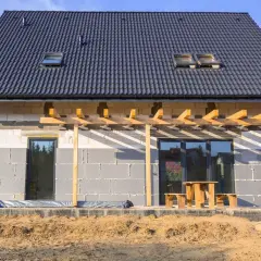 Jak zaprojektować elewację domu – uniknij kosztownych błędów w stylu