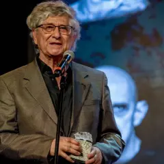 Feliks Falk: Reżyser "Wodzireja" - Odpowiedź i Fakty