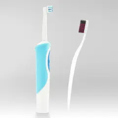 Szczoteczka soniczna: hit czy kit? Czy warto w nią inwestować?