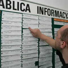 Zlecenie i PUP: Kiedy musisz się wyrejestrować i co grozi za brak zgłoszenia?
