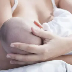 Piersi po odstawieniu od karmienia: komfort, pielęgnacja i wygląd