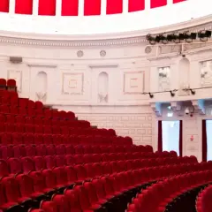 Teatr Komedia sala - idealne miejsce na Twoje wydarzenie w Warszawie