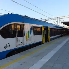 Jak dojechać do Ustronia pociągiem - szybkie połączenia i porady