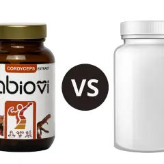 AbioVi Cordyceps Extract - wsparcie dla energii i witalności. Porównanie z białym opakowaniem.