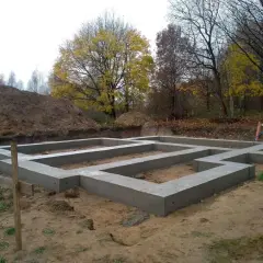 Jak zabezpieczyć fundamenty przed zimą: 5 skutecznych metod