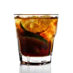 Ile kalorii ma drink wódka z colą? Zaskakujące fakty o kaloriach