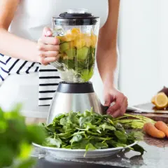 Blender kielichowy do koktajli: Moc, kielich, ostrza. Co wybrać?