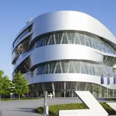 Gdzie leży Stuttgart? Odkryj jego lokalizację i ważne informacje