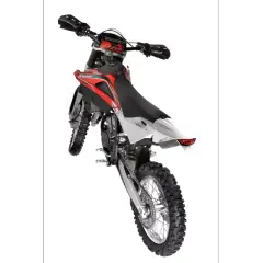 Husqvarna WR 125 gotowy do akcji. Czerwono-biały motocykl crossowy z grubymi oponami i wyścigowym designem.