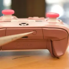 Jak sparować kontroler Xbox? Konsola, PC, Telefon i rozwiązania problemów.