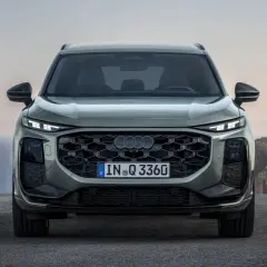 Nowy Audi Q9, SUV z imponującym grillem i nowoczesnymi światłami. Sprawdź audi q9 cena i dostępne konfiguracje.