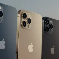 Cztery iPhone'y 12 Pro w różnych kolorach: grafitowym, złotym, ciemnoszarym i srebrnym. Zastanawiasz się, ile ramu ma iPhone 12 Pro?