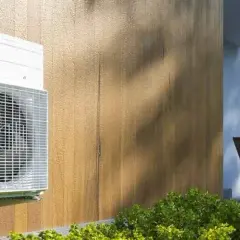 Zarobki instalatora klimatyzacji: Czy własna firma się opłaca?