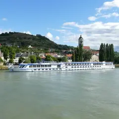 Jaka rzeka płynie przez Budapeszt? Odkryj Dunaj i jego skarby