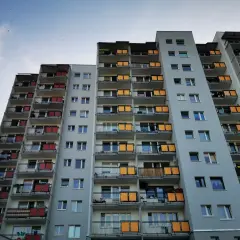 Nieuregulowane grunty czy kupować? Ryzyko i korzyści, które musisz znać