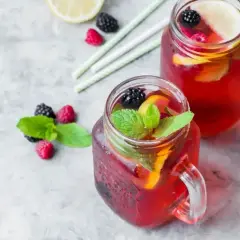 Najlepsze drinki na bazie wódki, które zaskoczą Twoich gości