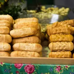 Jak odróżnić oscypek owczy od krowiego - kluczowe różnice i smaki