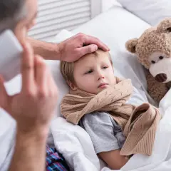 Opieka nad chorym dzieckiem ile płatne? Sprawdź, co musisz wiedzieć