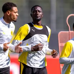 Piłkarze Borussii Dortmund trenują przed meczem z Union Berlin.