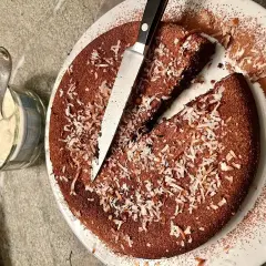 Przepis na ciasto 3 Bit bez pieczenia – prosto i smacznie na każdą okazję