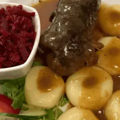 Bystrzyca Kłodzka: Gdzie zjeść? Twój przewodnik po kulinarnych hitach!