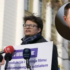 Akcja Demokracja: Opinie, fakty, kontrowersje. Twoja świadoma ocena
