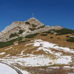 Giewont: Który szlak wybrać? Bezpieczne wejście na szczyt!